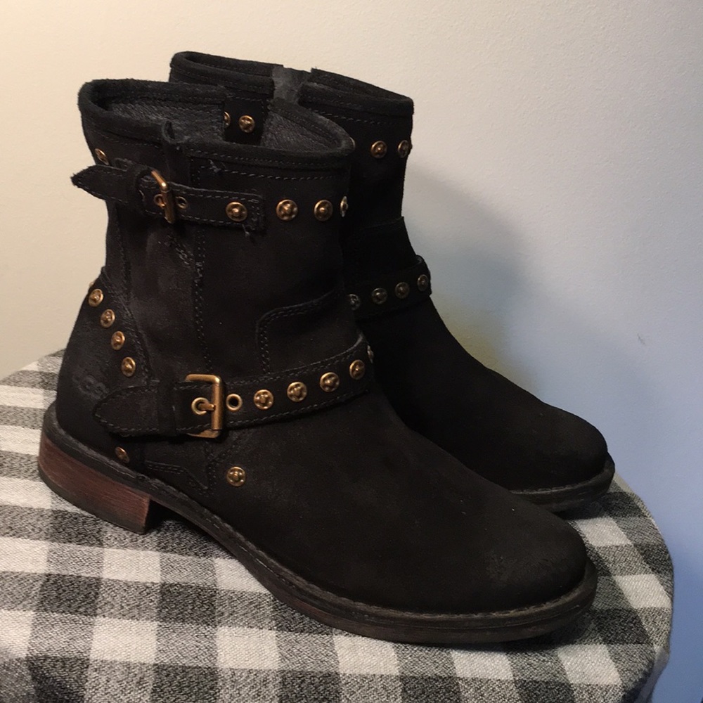 UGG Women’s Fabrizia Studs Black Boots